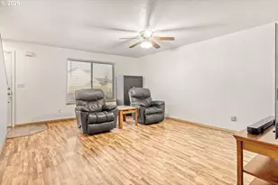 224 E Hemlock Dr, Gervais, OR 97026 - Photo 4