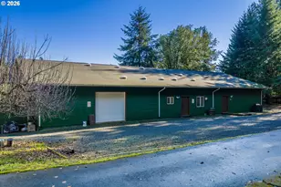 711 H Ave, Powers, OR 97466 - Photo 14