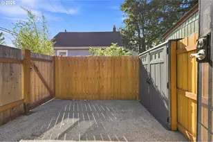 4437 SE 66th Ave, Portland, OR 97206 - Photo 12