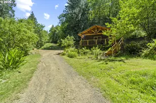 19005 NE Buncombe Hollow Rd, Woodland, WA 98674 - Photo 16