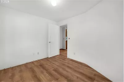 90238 Shoreline Dr, Warrenton, OR 97146 - Photo 16
