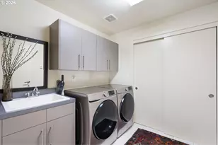 1672 NW Riverscape St, Portland, OR 97209 - Photo 22