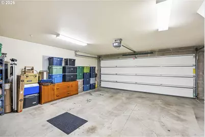 1672 NW Riverscape St, Portland, OR 97209 - Photo 32