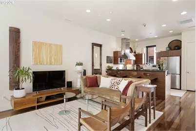 1672 NW Riverscape St, Portland, OR 97209 - Photo 8