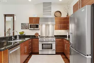 1672 NW Riverscape St, Portland, OR 97209 - Photo 14