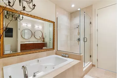 1672 NW Riverscape St, Portland, OR 97209 - Photo 28