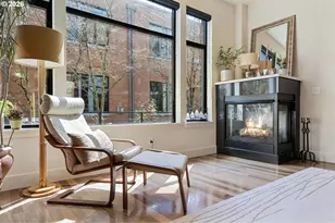 1672 NW Riverscape St, Portland, OR 97209 - Photo 12