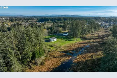101 SW Juniper Ave, Warrenton, OR 97146 - Photo 38
