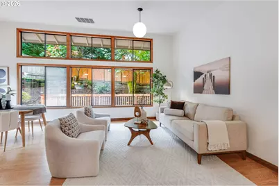 9820 SW 6th Ave, Portland, OR 97219 - Photo 4