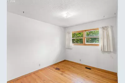 975 SE Kane Dr, Gresham, OR 97080 - Photo 16