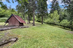 279 Lone Rock Rd, Glide, OR 97443 - Photo 32