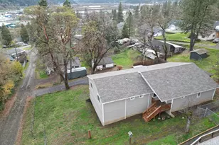 575 Cedar St, Sutherlin, OR 97479 - Photo 36