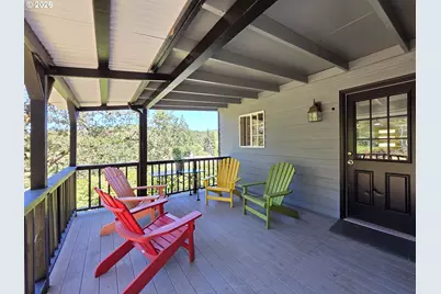 1520 NE Winter St, Roseburg, OR 97470 - Photo 12
