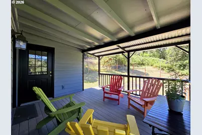 1520 NE Winter St, Roseburg, OR 97470 - Photo 38