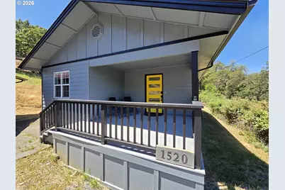 1520 NE Winter St, Roseburg, OR 97470 - Photo 16