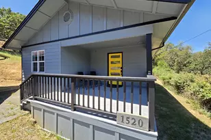 1520 NE Winter St, Roseburg, OR 97470 - Photo 16
