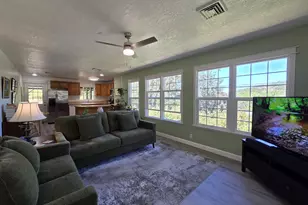 1520 NE Winter St, Roseburg, OR 97470 - Photo 18