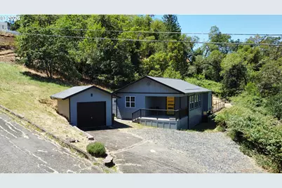 1520 NE Winter St, Roseburg, OR 97470 - Photo 42
