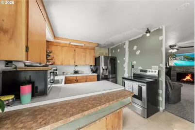 2843 W Sanders Ave, Roseburg, OR 97471 - Photo 20