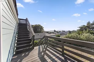 274/276 N Cammann St, Coos Bay, OR 97420 - Photo 20