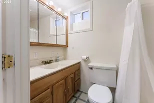 274/276 N Cammann St, Coos Bay, OR 97420 - Photo 16