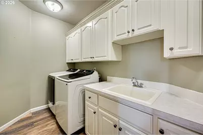 1465 SE 35th Ave, Hillsboro, OR 97123 - Photo 32