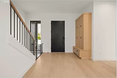 13733 Knaus Rd, Lake Oswego, OR 97034 - Photo 4