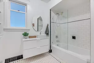 1927 NE 24th Ave, Portland, OR 97212 - Photo 28
