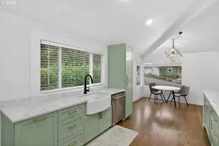 418 S Texas St, Portland, OR 97219 - Photo 10