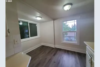 122 S 8th St, Saint Helens, OR 97051 - Photo 14