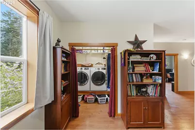 62736 Olive Barber Rd, Coos Bay, OR 97420 - Photo 16