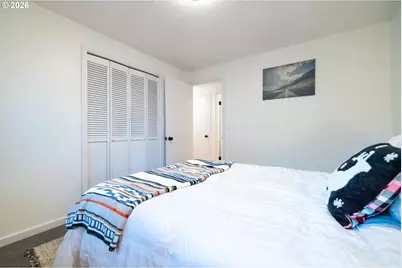 1880 SW Heiney Rd, Gresham, OR 97080 - Photo 18