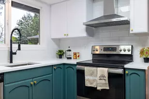 1880 SW Heiney Rd, Gresham, OR 97080 - Photo 8