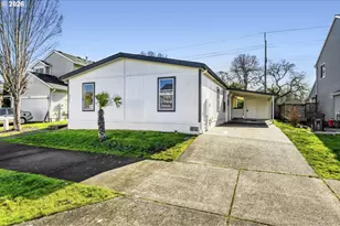 2431 N Fremont St, Cornelius, OR 97113 - Photo 2