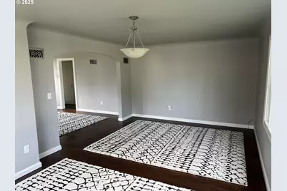 2494 Roosevelt Blvd, Eugene, OR 97402 - Photo 12