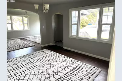 2494 Roosevelt Blvd, Eugene, OR 97402 - Photo 8