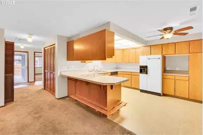 1003 NW 132nd St, Vancouver, WA 98685 - Photo 4