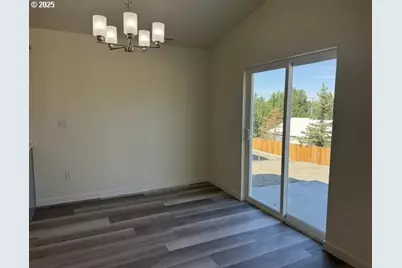 640 SE New Dream Ave, Irrigon, OR 97844 - Photo 4