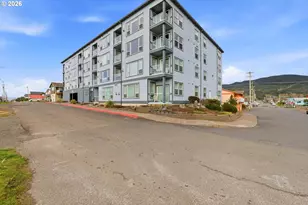 300 N Pacific St, Rockaway Beach, OR 97136 - Photo 24