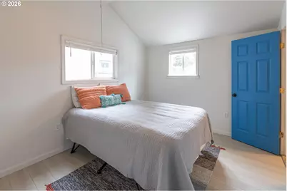 102 S Harbor St, Rockaway Beach, OR 97136 - Photo 10