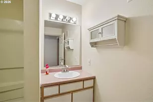 5130 SW Multnomah Blvd, Portland, OR 97219 - Photo 20