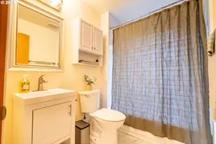 8925 SW 80th Ave, Portland, OR 97223 - Photo 10