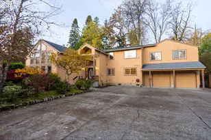 8925 SW 80th Ave, Portland, OR 97223 - Photo 46