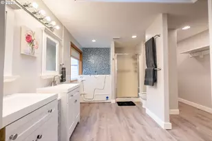 8925 SW 80th Ave, Portland, OR 97223 - Photo 22