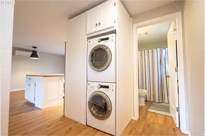 8925 SW 80th Ave, Portland, OR 97223 - Photo 32