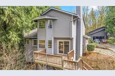 14300 Sherbrook Pl, Lake Oswego, OR 97035 - Photo 32