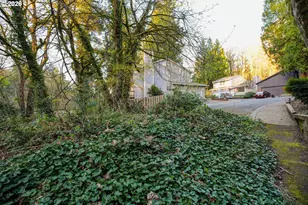 14300 Sherbrook Pl, Lake Oswego, OR 97035 - Photo 38