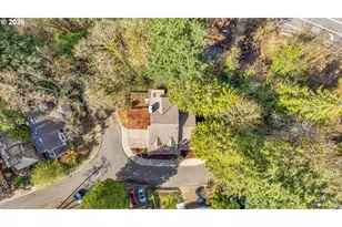 14300 Sherbrook Pl, Lake Oswego, OR 97035 - Photo 40