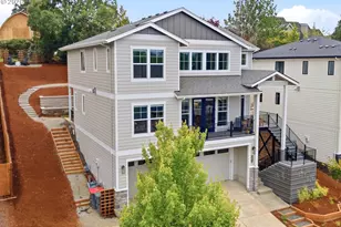 934 NW Baker Crest Ct, McMinnville, OR 97128 - Photo 2