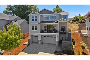 934 NW Baker Crest Ct, McMinnville, OR 97128 - Photo 2